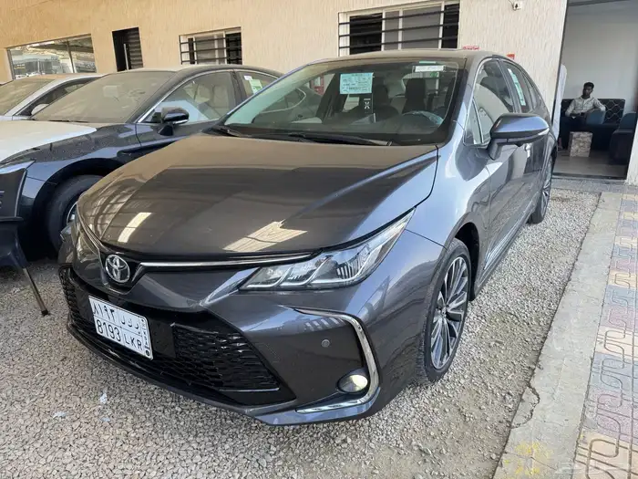 للبيع كورولا 2024 سعودي فل كامل عداد 45 الف 0