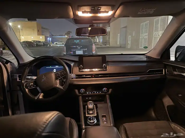 متسوبيشي اوتلاندر 2