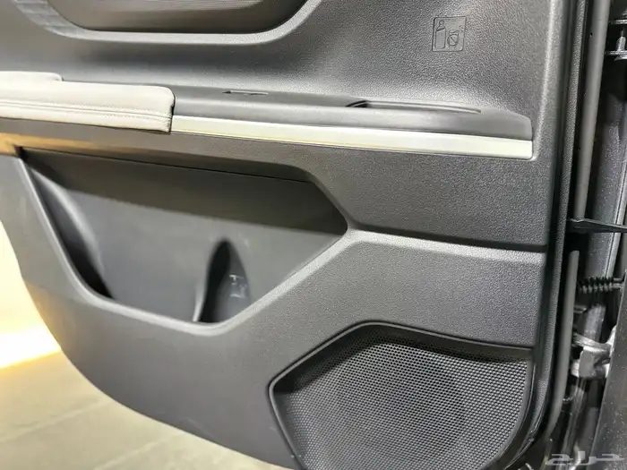 تويوتا فيلوز GLX م 2025 12