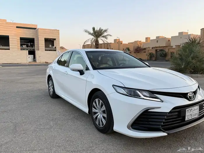 كامري 2022 مخزنه وارد الساير 8 نمر 5