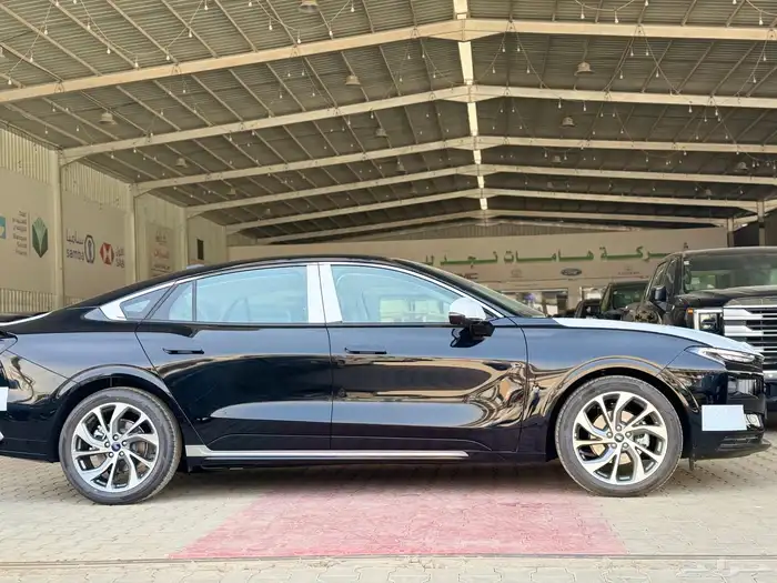 فورد تورس تيتانيوم 2026 2