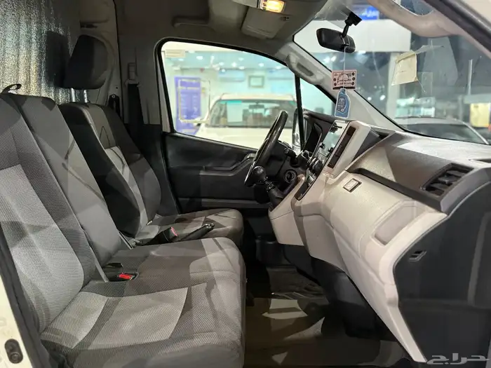 للبيع تويوتا هايس بضاعه موديل 2023 ديزل 11