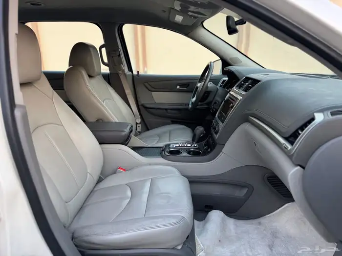 اكاديا SLT 2013 نظيف جدا 21