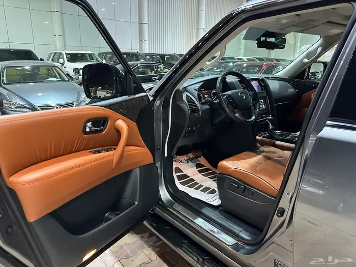 نيسان باترول بلاتينيوم موديل 2021 فل كامل 8 سلندر 17