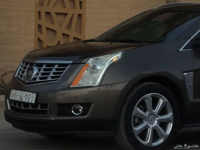 كاديلاك srx فل كامل وكالة 2014 18