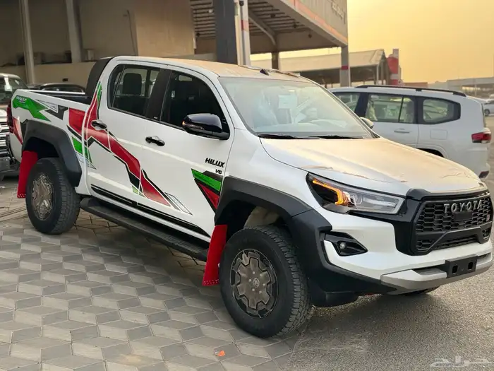 تويوتا هايلوكس GR رالي 6 سلندر موديل 2025 1