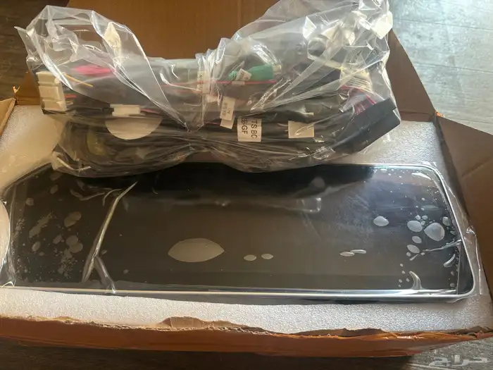 شاشة مرسيدس C200 1