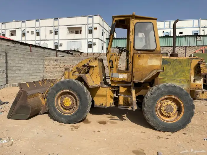 معدات ثقيلة للإيجار وترحيل وتوفير مواد البناء بجميع أنواعها 1