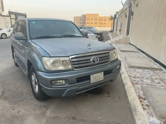 جيب لاندكروزر للبيع موديل 2006 فل كامل مفحوص ومجدد 2