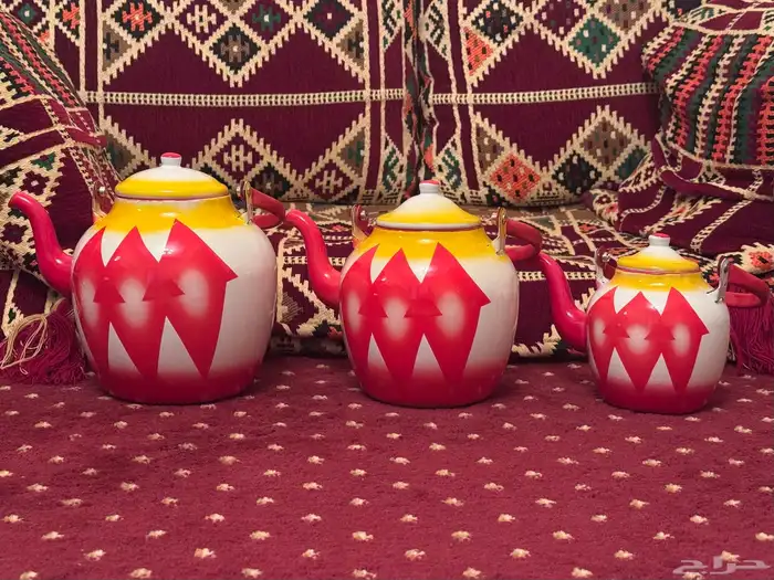 اباريق غضار 0