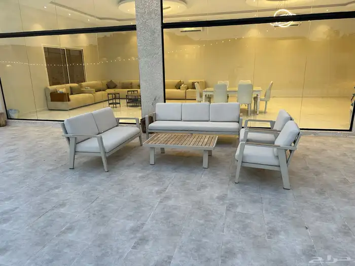 استراحه فاخره بالعمارية مساحة 2000 متر للايجار السنوي 9