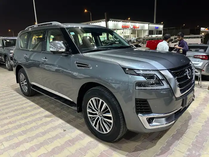 نيسان باترول بلاتينيوم موديل 2021 فل كامل 8 سلندر 2