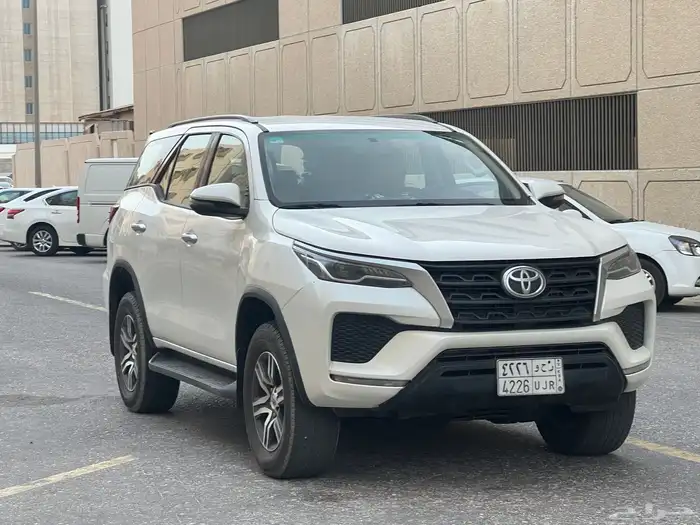 تويوتا فورتشنر موديل 2022 ديزل تيربو 22