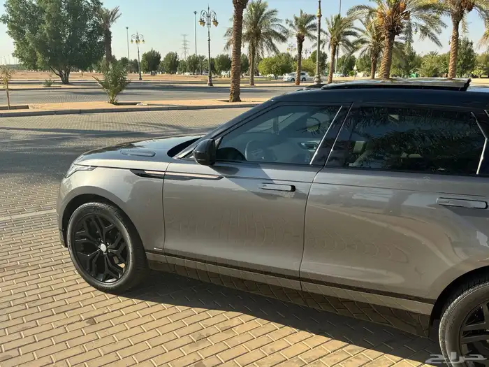 رنج روفر فيلار R Daynamic 21