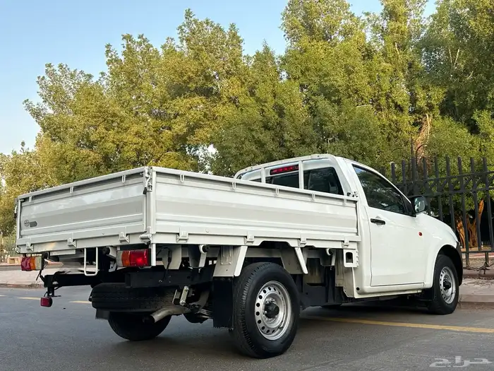 ايسوزو غماره جوانب موديل 2023 سعودي قير عادي شامل الضريبة 15