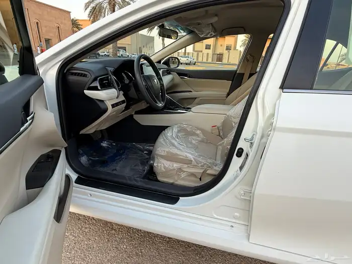 كامري 2022 مخزنه وارد الساير 8 نمر 10