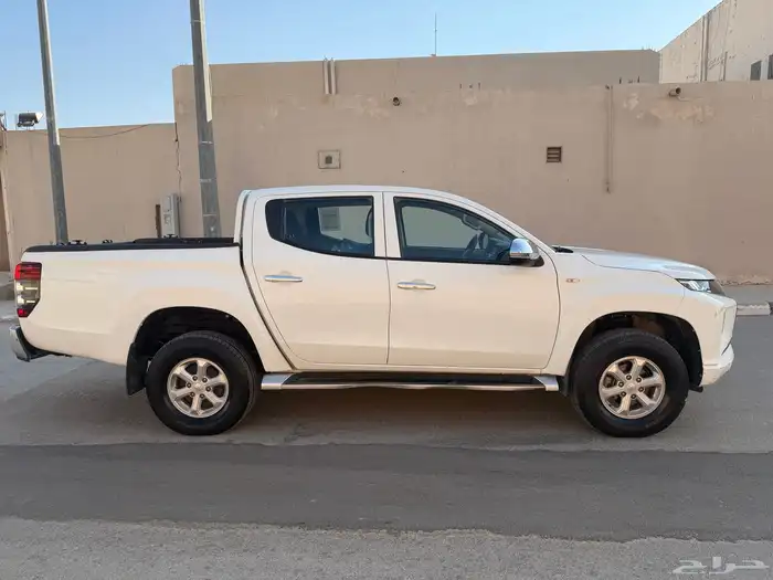 ميشتوبيشي دبل ديزل 2022 اوتوماتيك 3