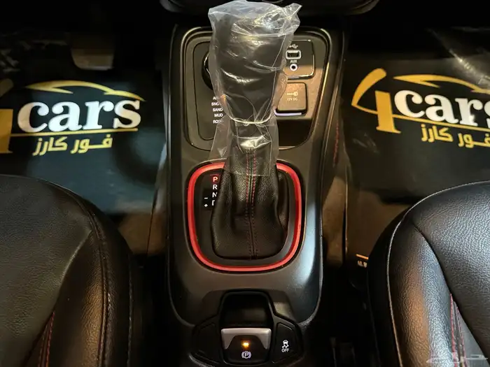 جيب كومباس تريل هوك 2018 (( بحالة ممتازة )) 18