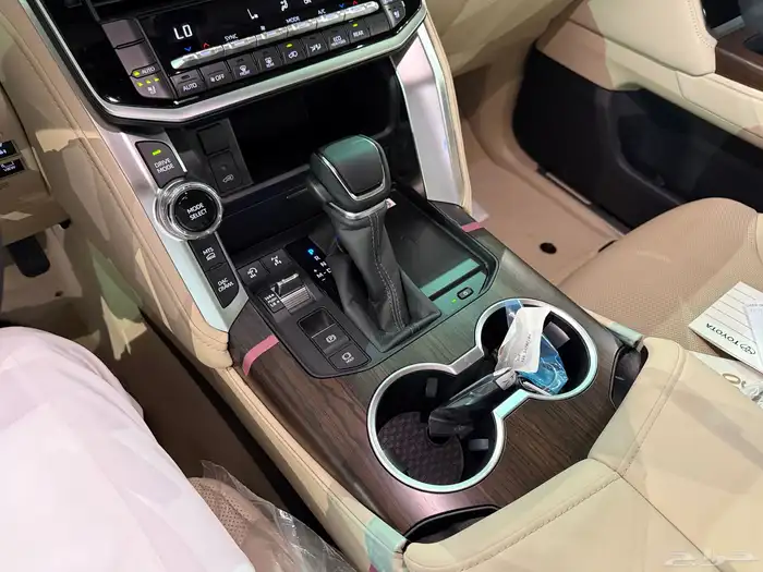 تويوتا لاندكروزر GXR L4 2025 - اصفار سعودي 22