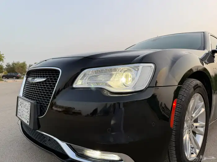 كرايسلر C300-2017 10