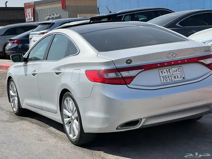 ازيرا 2015 فل كامل ممشى قليل نظيفه جدا 16