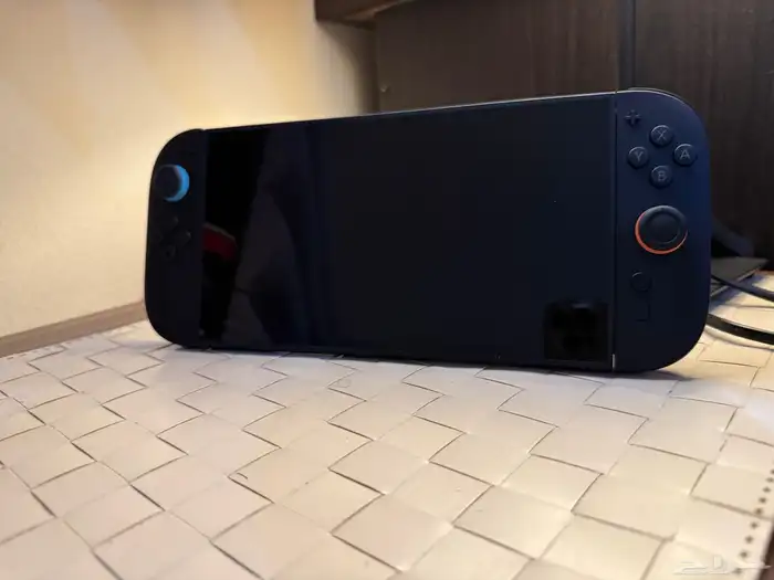 نيتندو سويتش 2 حرفيا  مستخدم ساعتين 10