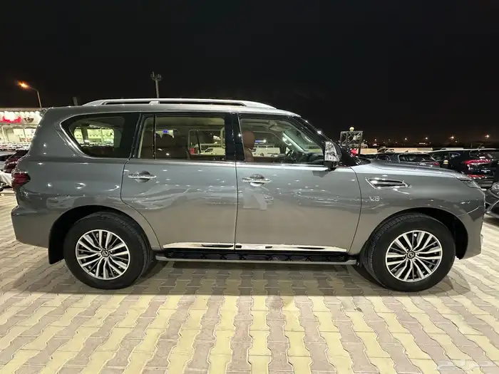 نيسان باترول بلاتينيوم موديل 2021 فل كامل 8 سلندر 3