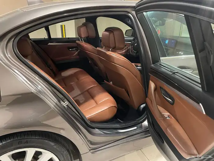 للبيع بي ام 530 2013 26