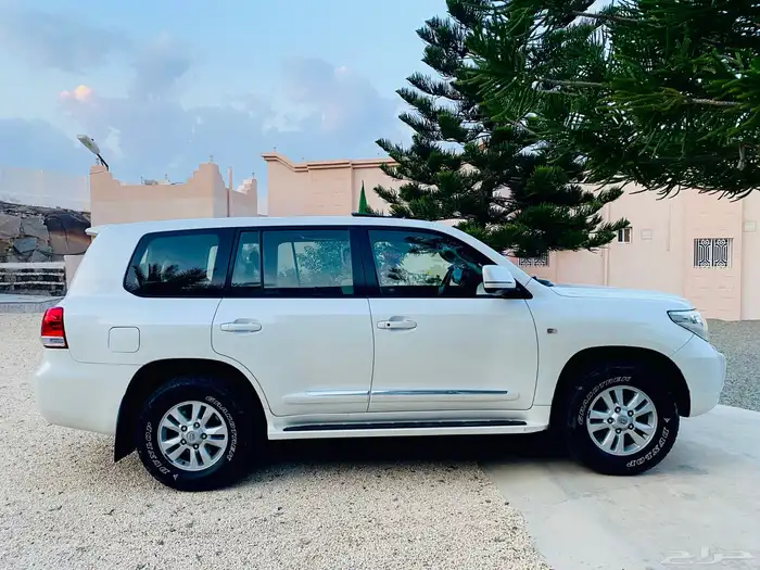 جيب مخزن وكاله اخو الجديد العداد142 فل كامل6 سلندر 8