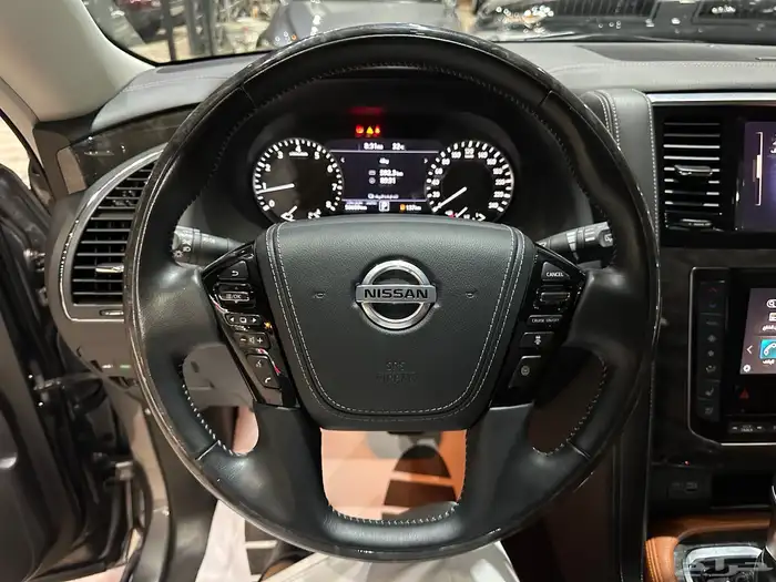 نيسان باترول بلاتينيوم موديل 2021 فل كامل 8 سلندر 15