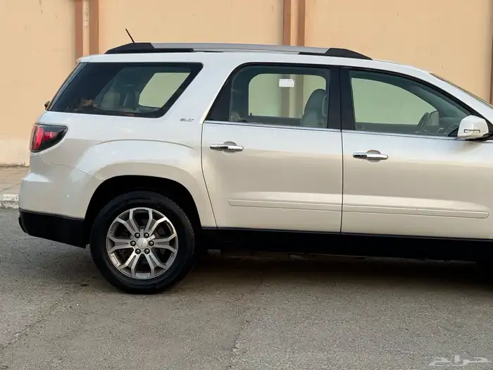 اكاديا SLT 2013 نظيف جدا 13