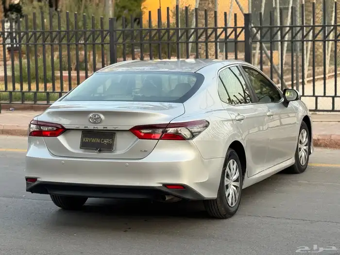 تويوتا كامري 2021 8