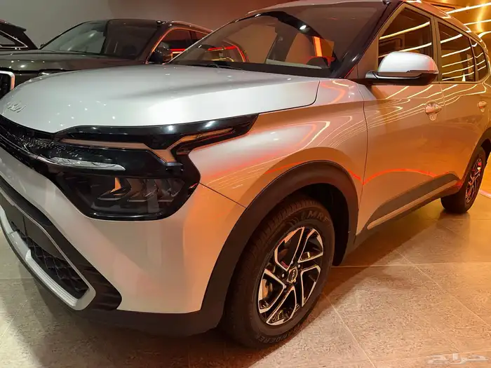 كيا كارينز GLS 2025 4