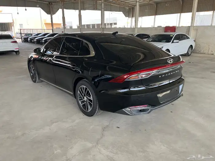 ازيرا 2021 وارد كوريا 3