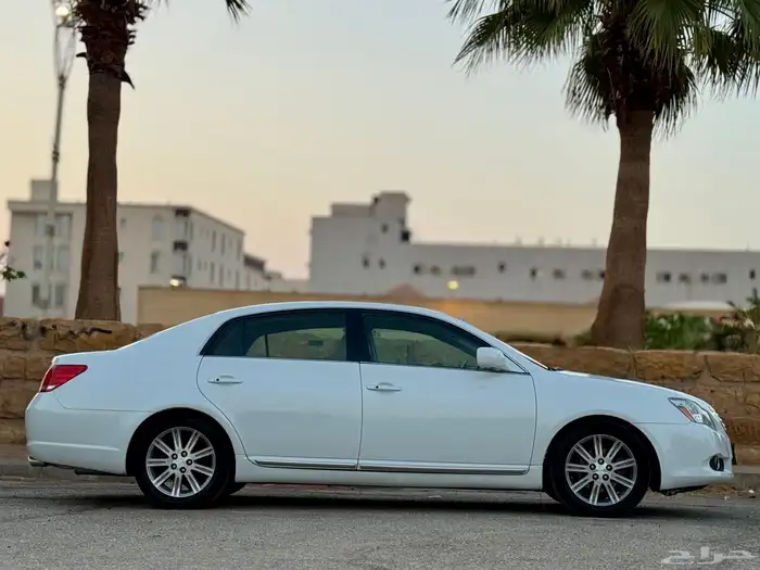 للبيع تويوتا افالون 2007 ((نظيف)) 10