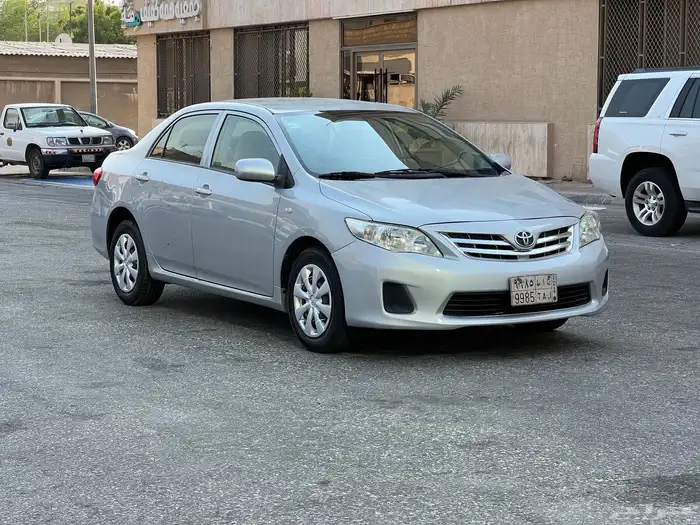 تويوتا كورولا موديل 2013 نظيف 16