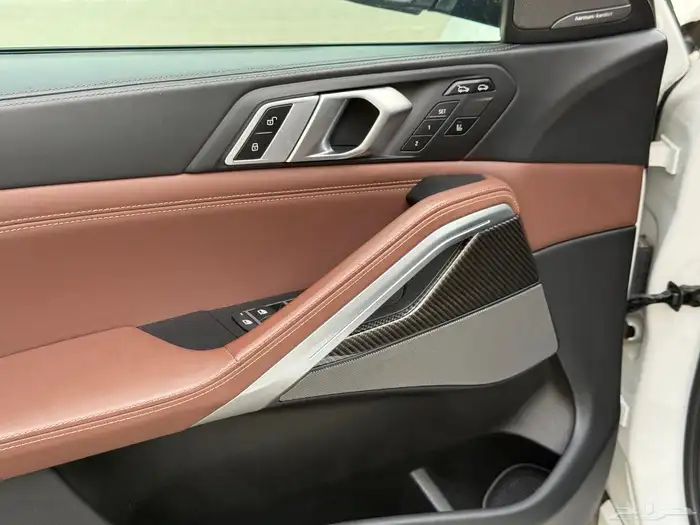 بي ام دبليو X6 2022 M 50i kit m - ناغي - 8 سلندر 41