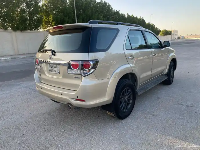 فورشنر 2015 - VX- ستيني مستخدم اول من الوكالة 0