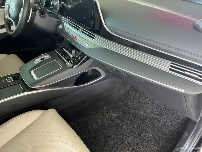 ازيرا 2021 وارد كوريا 21