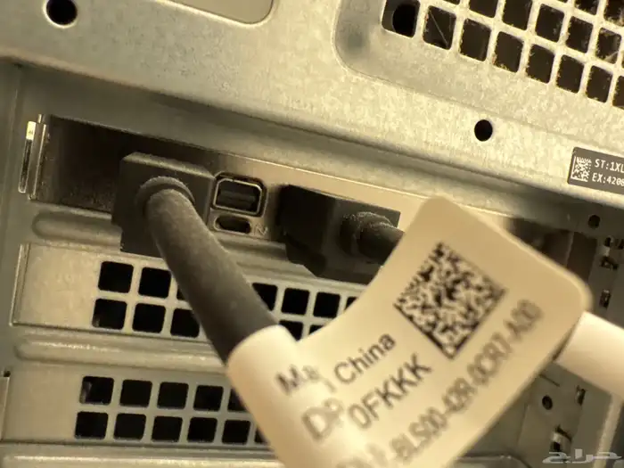 للبيع Precision 5860 1