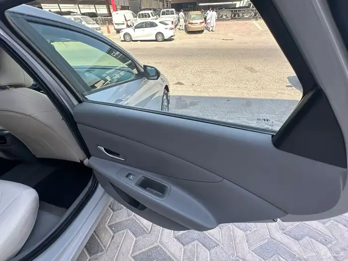 هونداي الالنترا 2024 سعودي المجدوعي للسيارات 16