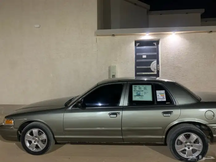 فورد كراون فكتوريا 2006 6