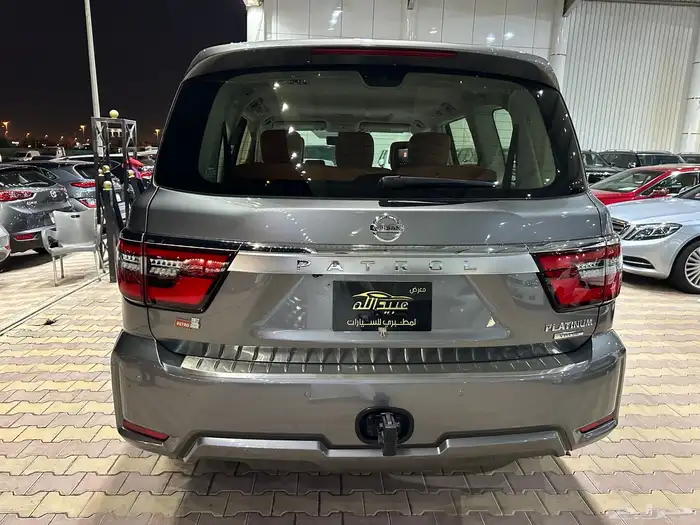 نيسان باترول بلاتينيوم موديل 2021 فل كامل 8 سلندر 30