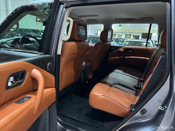 نيسان باترول بلاتينيوم موديل 2021 فل كامل 8 سلندر 19