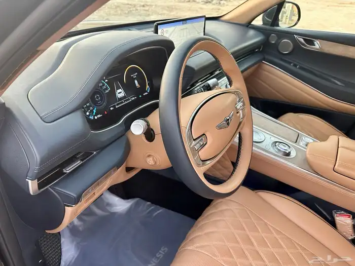 للبيع جينيسس GV80 شبه اصفار مخزن بحالة الوكالة 71