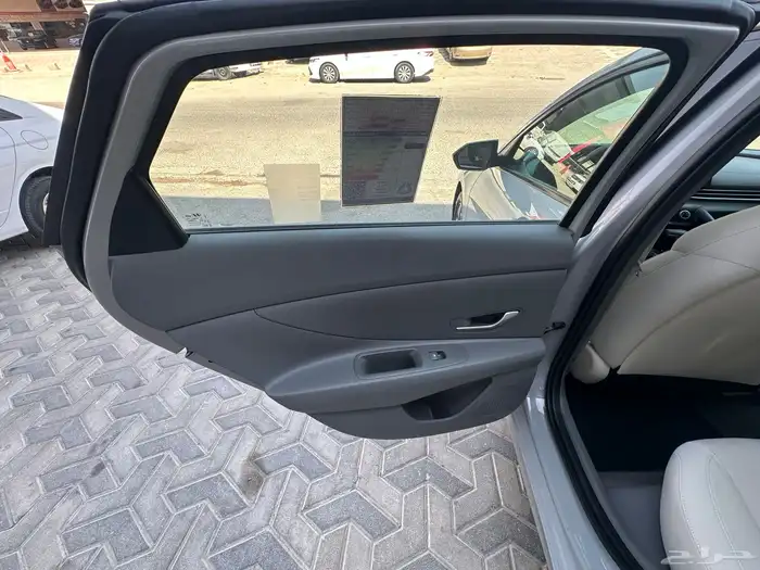 هونداي الالنترا 2024 سعودي المجدوعي للسيارات 12