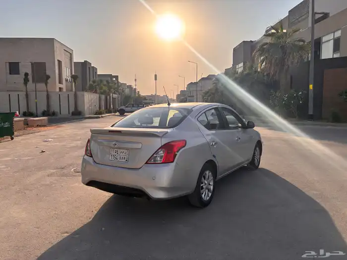 نيسان صني 2023 للبيع 3