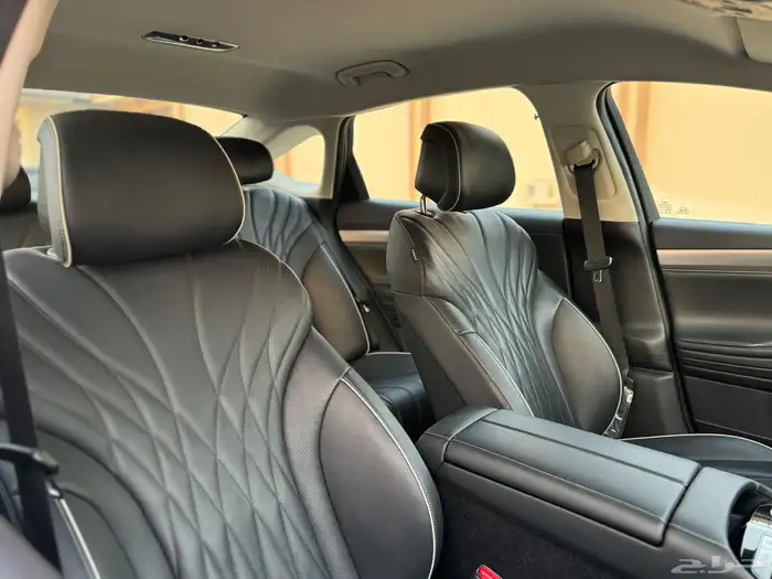 جينسس G80 رويال V6 ممشى قليل شرط بالكامل بحالة الجديد 12