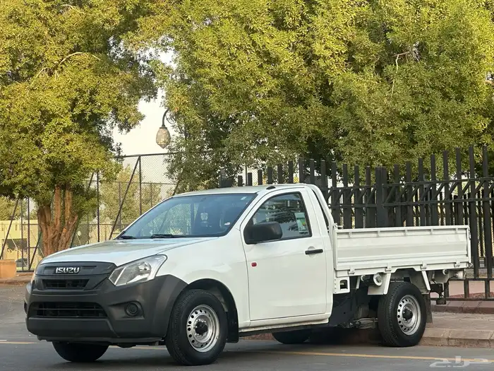 ايسوزو غماره جوانب موديل 2023 سعودي قير عادي شامل الضريبة 3