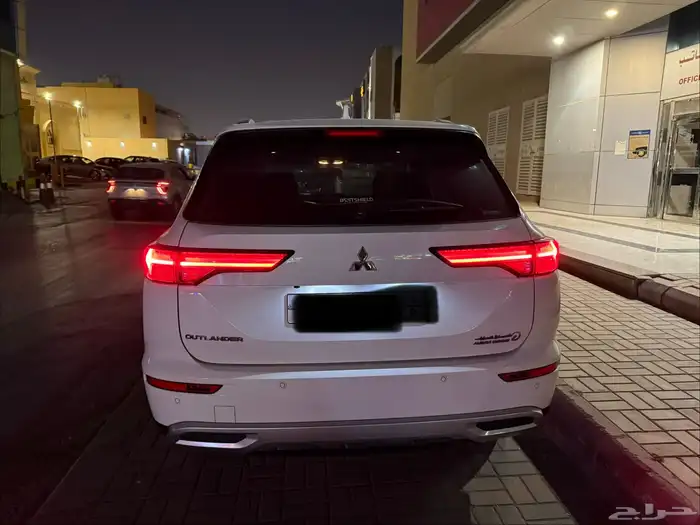 متسوبيشي اوتلاندر 3